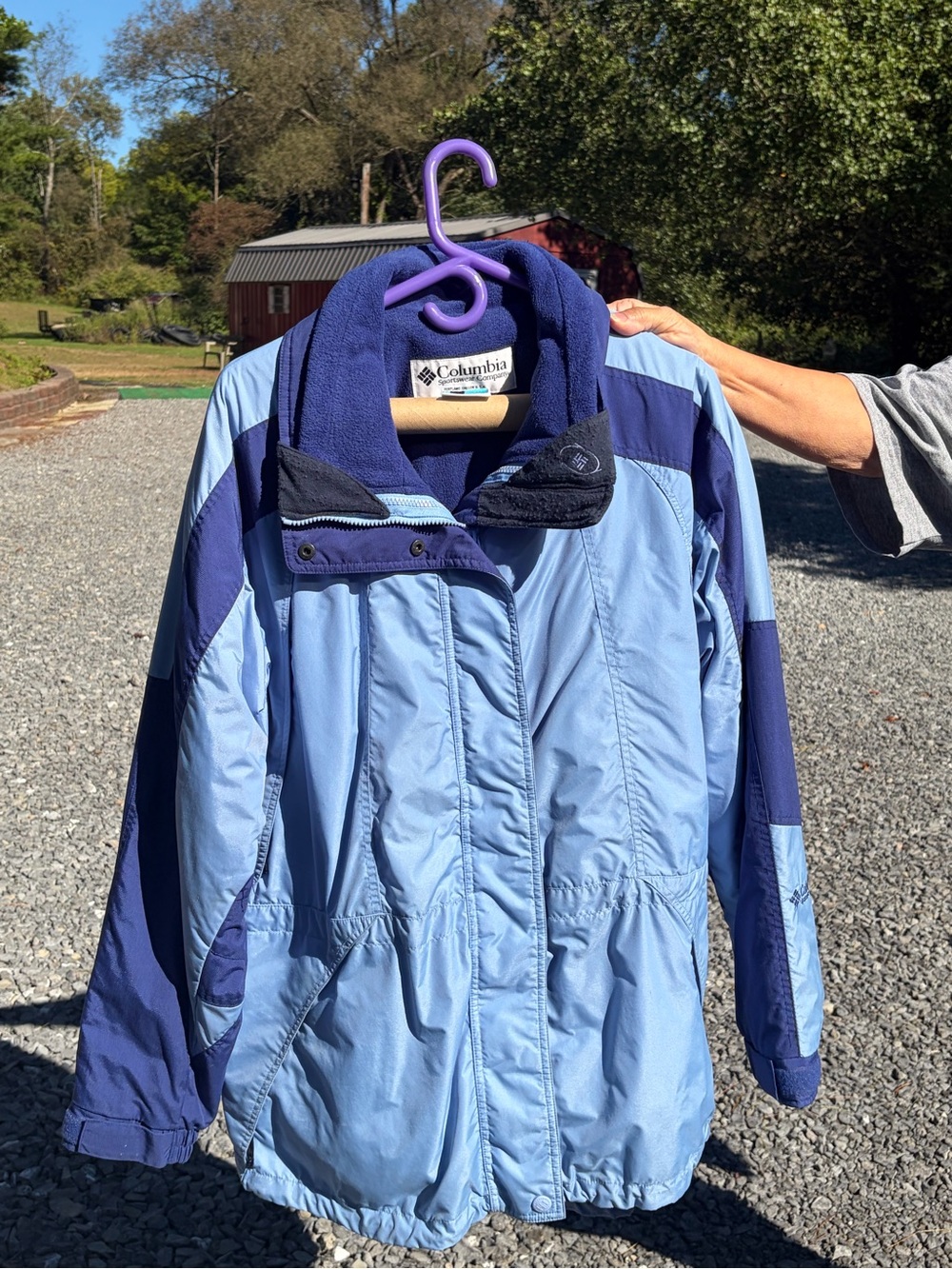 Columbia Light Blue and Navy Women's Ski Jacket
